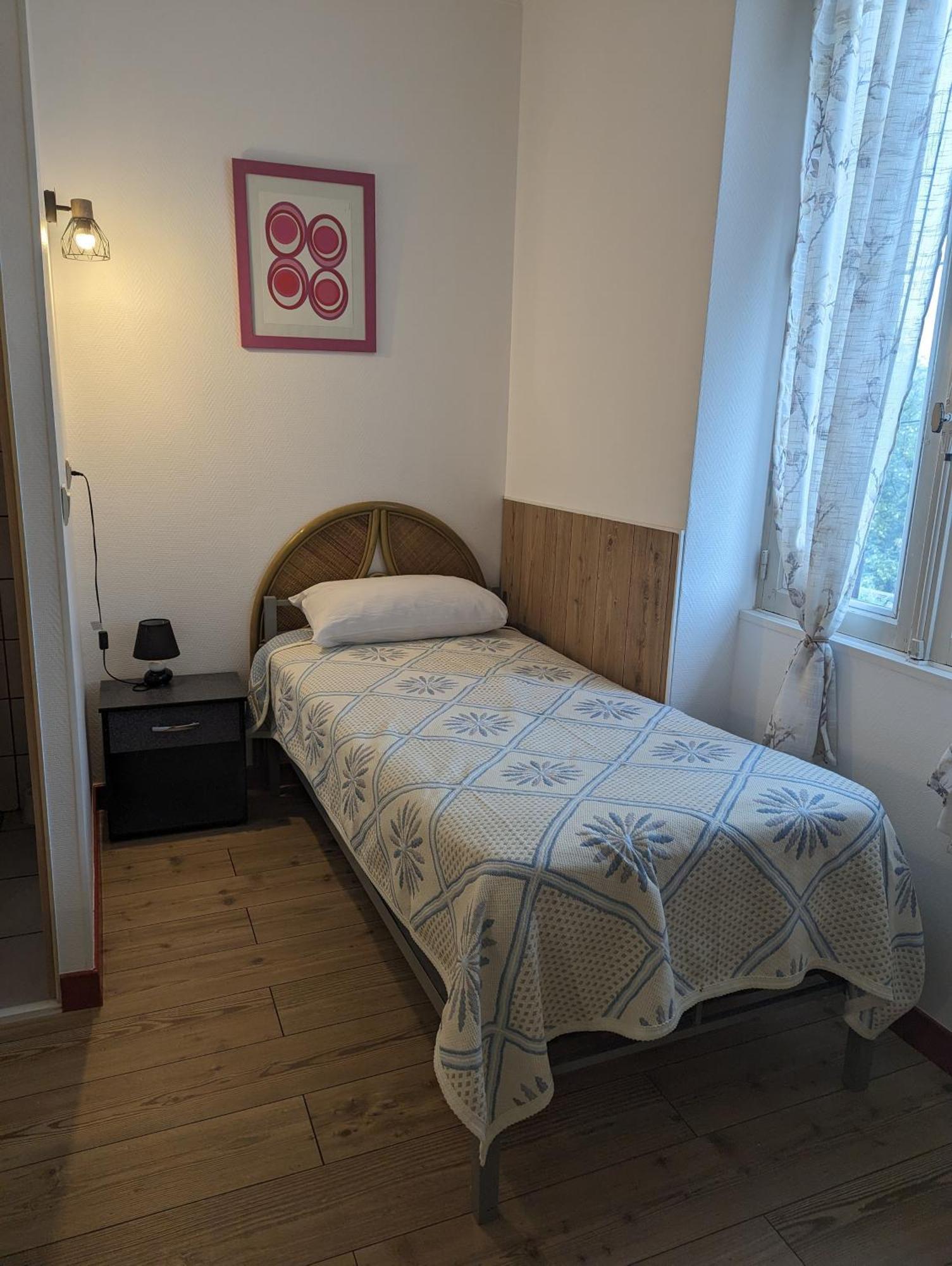Auberge Des Pins Aubenas Esterno foto